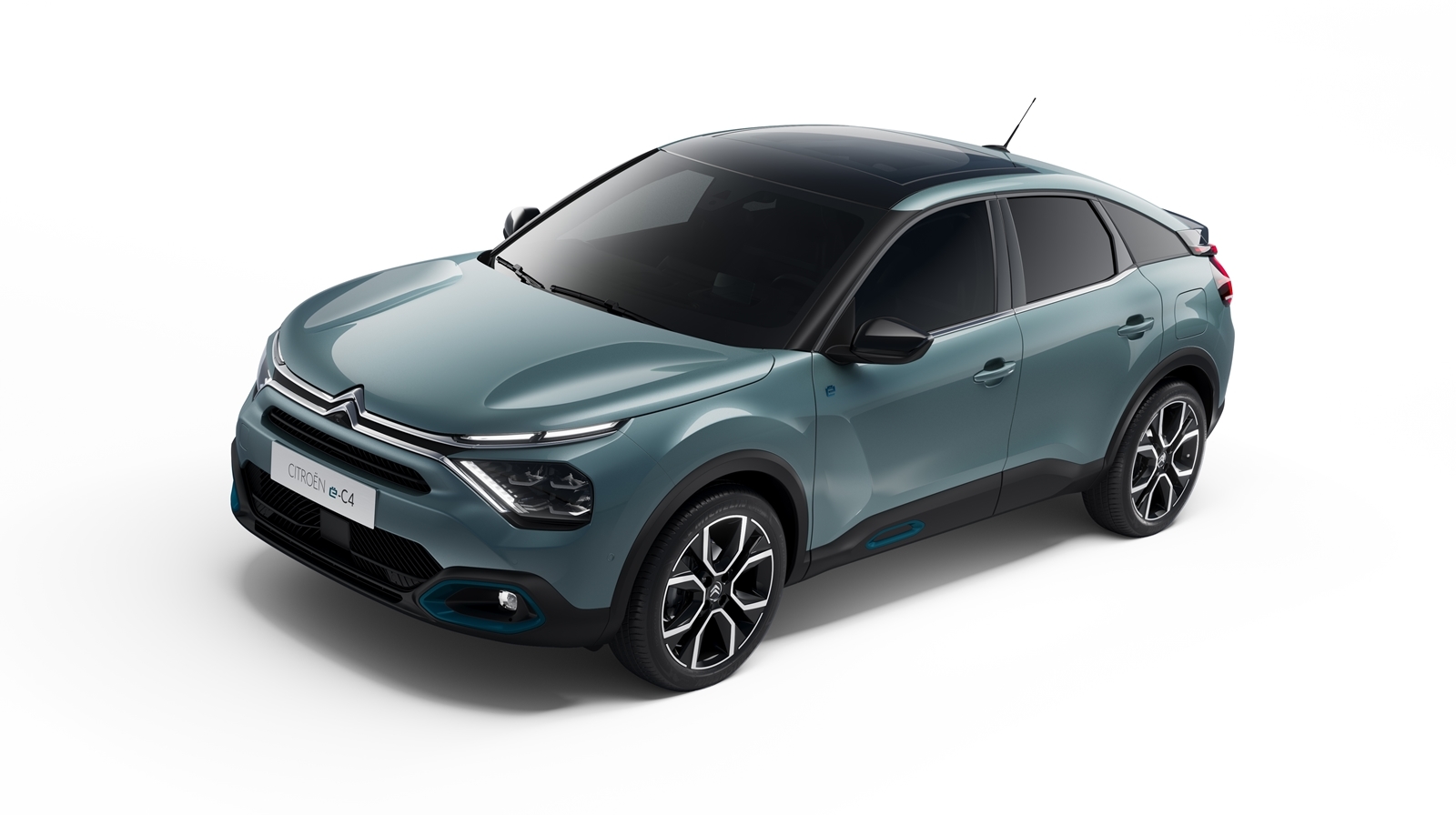 Vista angular delantera del Citroën C4 resaltando su diseño vanguardista.