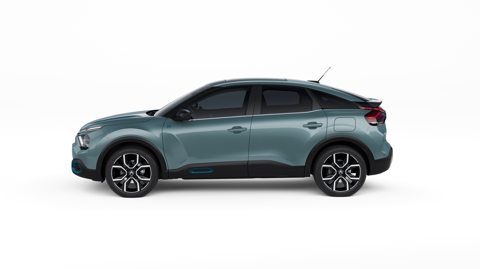 Vista lateral del Citroën C4 mostrando su línea y diseño aerodinámico