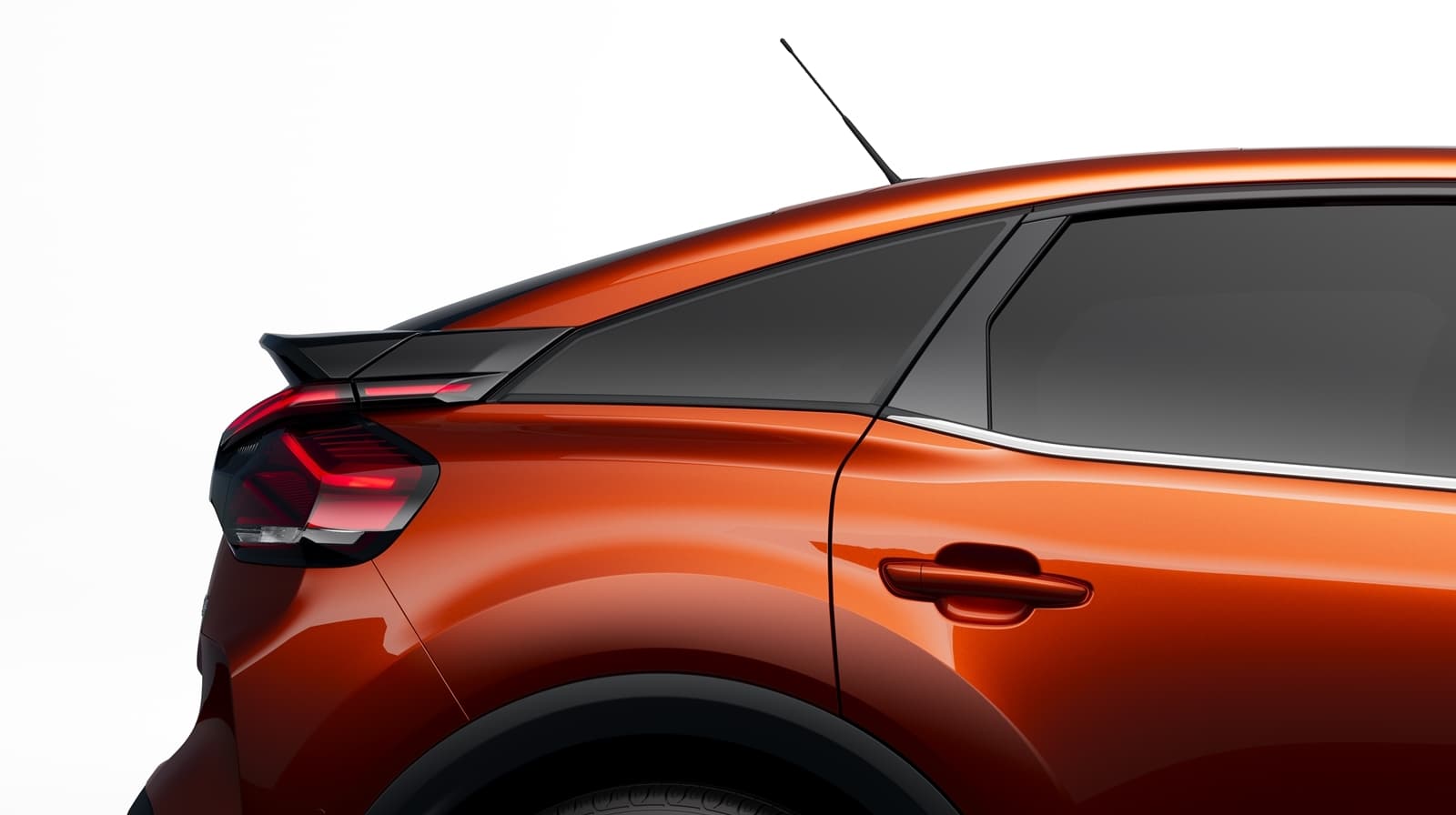 Vista trasera y lateral que muestra la línea dinámica del Citroën C4.