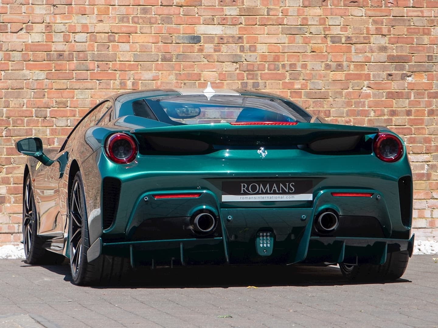 Ferrari 488 Pista Verde Dm 2