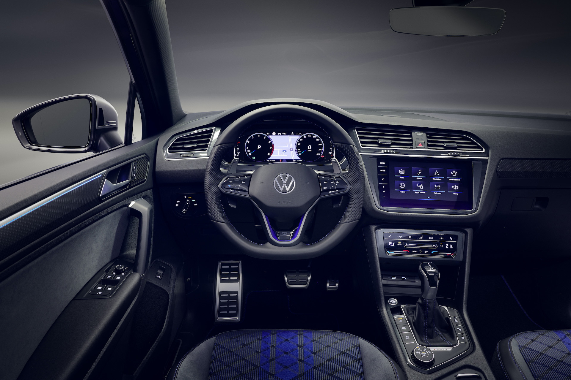 Interior Volkswagen Tiguan R 2020 7