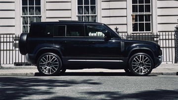 Land Rover Defender 2020 Kahn 2