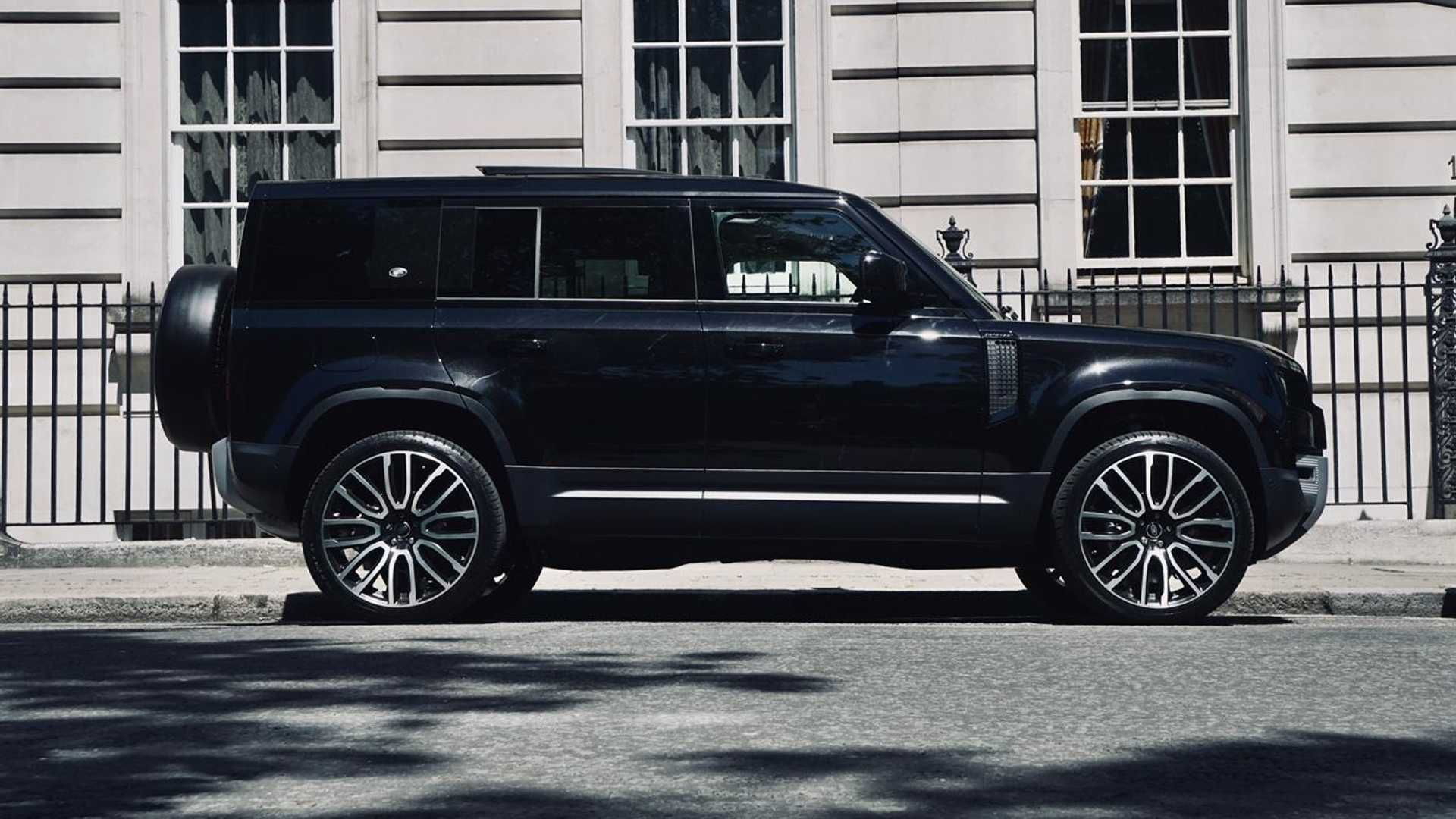 Land Rover Defender 2020 Kahn 2