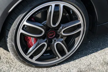 Mini Jcw Pack Gp 12
