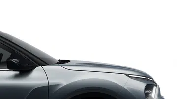 Perfil lateral que muestra la línea dinámica del Citroën C4.
