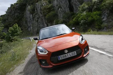 Suzuki Swift Sport 2020 0620 011
