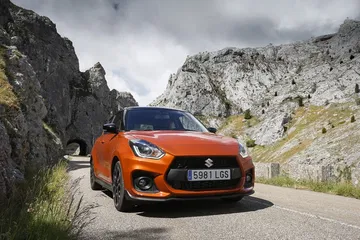 Suzuki Swift Sport 2020 0620 014