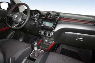 Suzuki Swift Sport 2020 0620 050