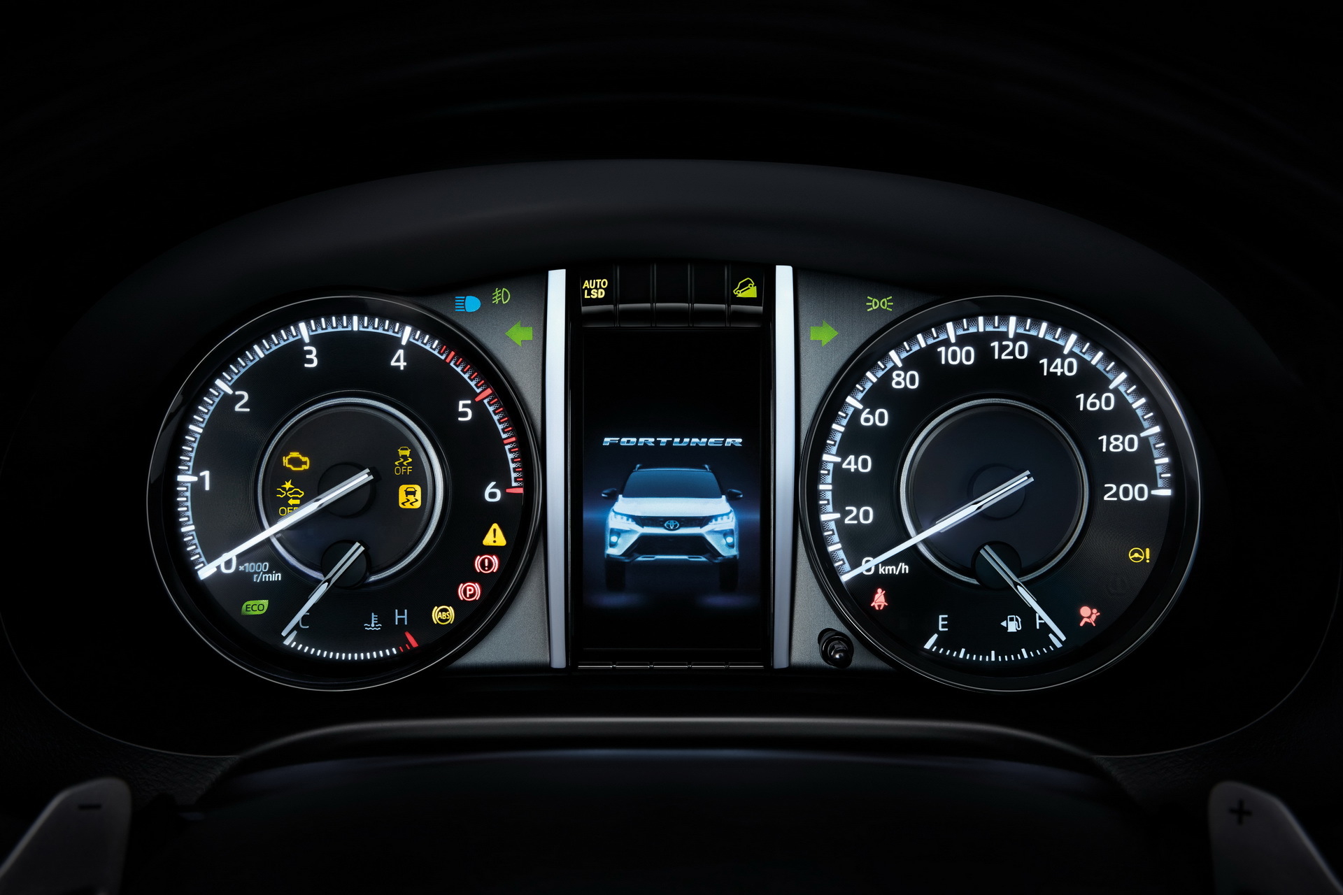Toyota Fortuner 2020 25