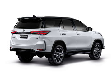 Toyota Fortuner 2020 30