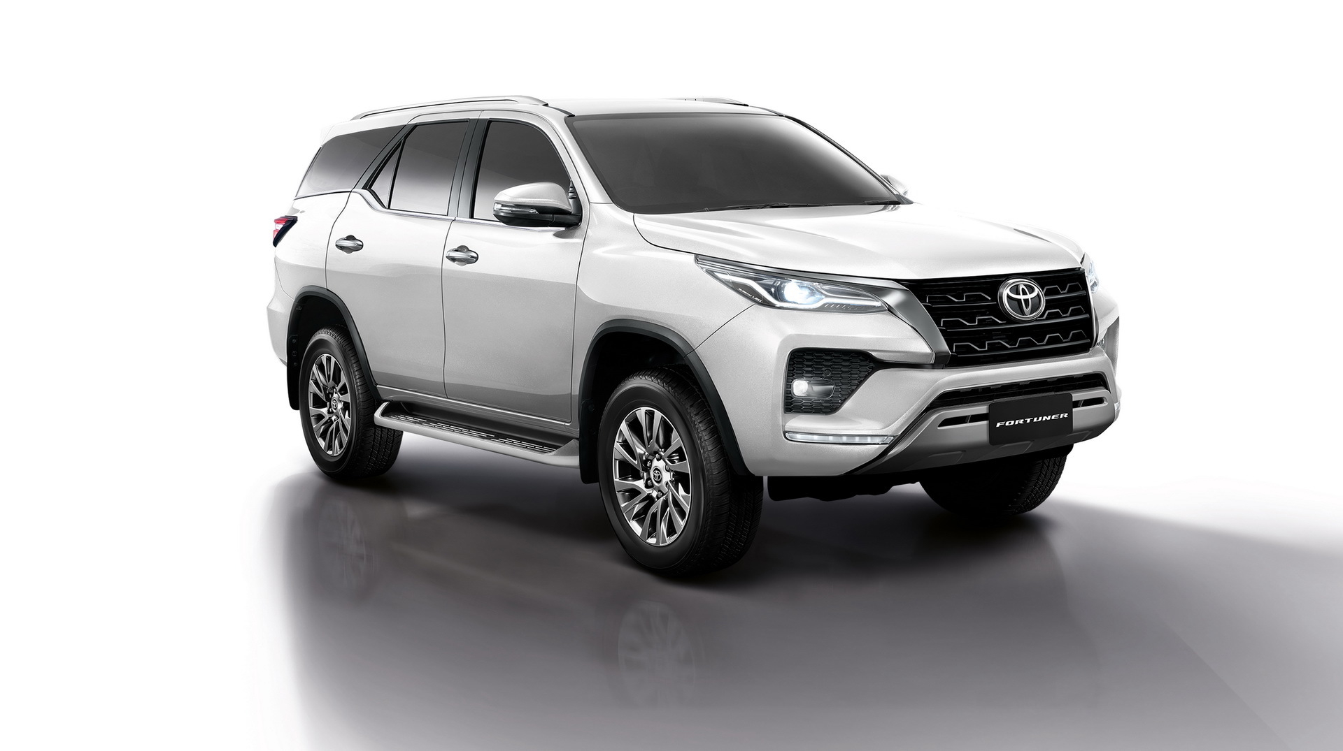Toyota Fortuner 2020 5
