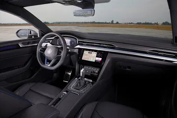 Volkswagen Arteon 2020 Shooting Brake R Azul 07
