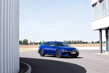 Volkswagen Arteon 2020 Shooting Brake R Azul 08