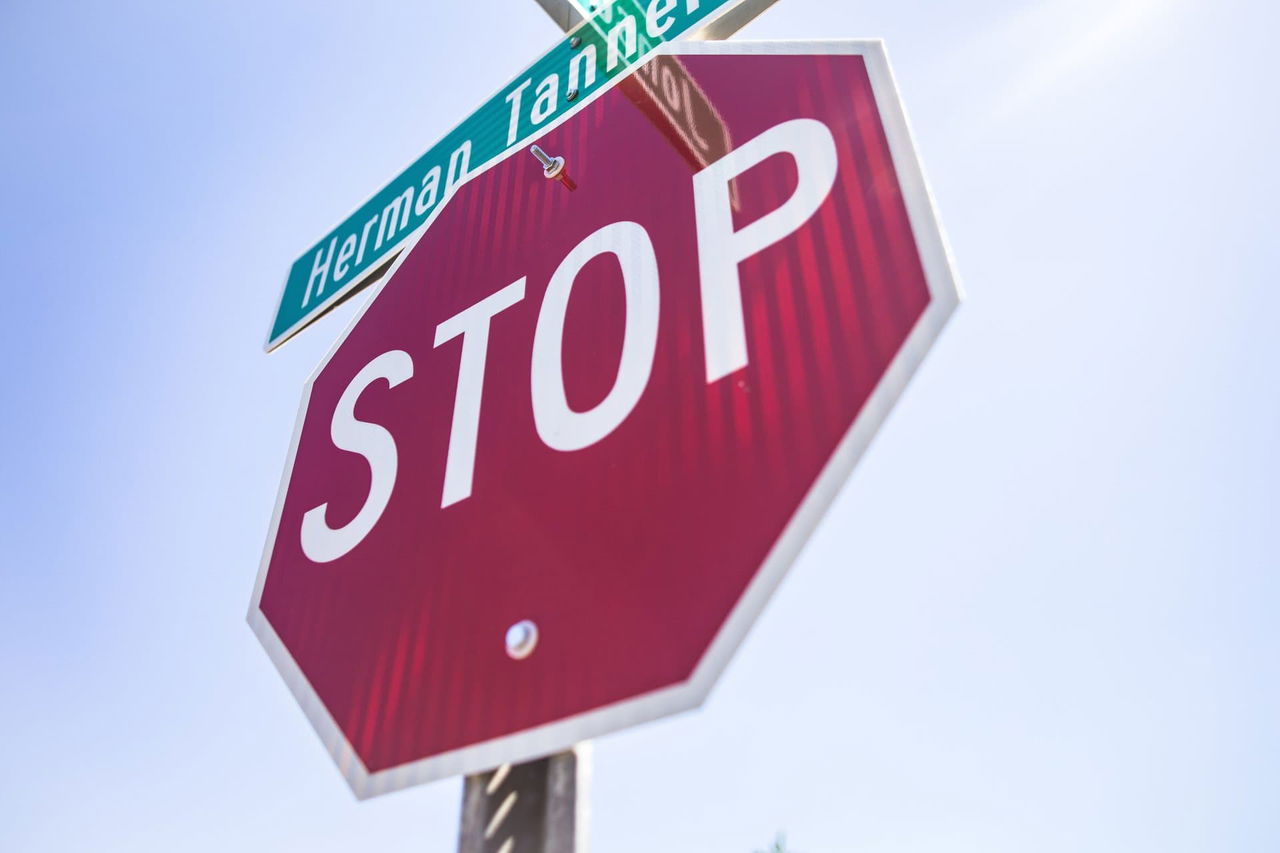 10 Infracciones Quitan Puntos Senal Stop