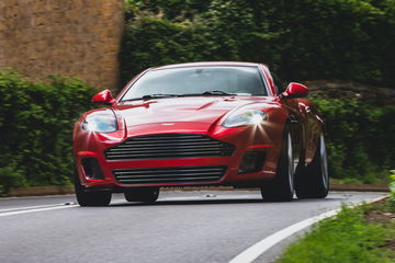 Aston Martin Callum Vanquish 17