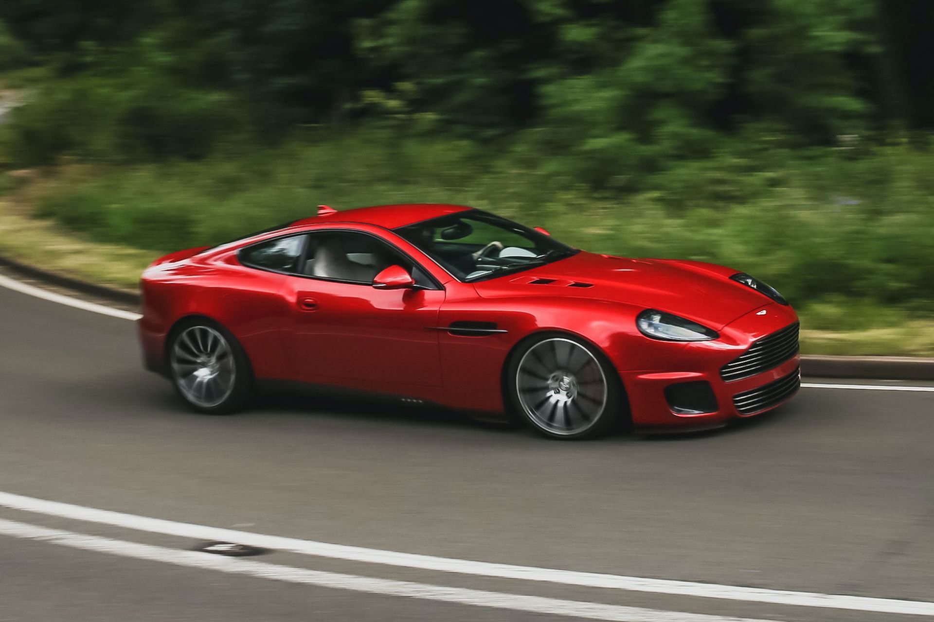 Aston Martin Callum Vanquish 18
