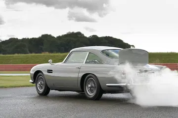 Aston Martin Db5 Continuation James Bond 0720 009