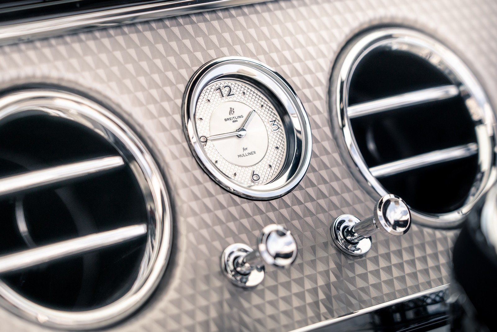 Bentley Continental Mulliner 8