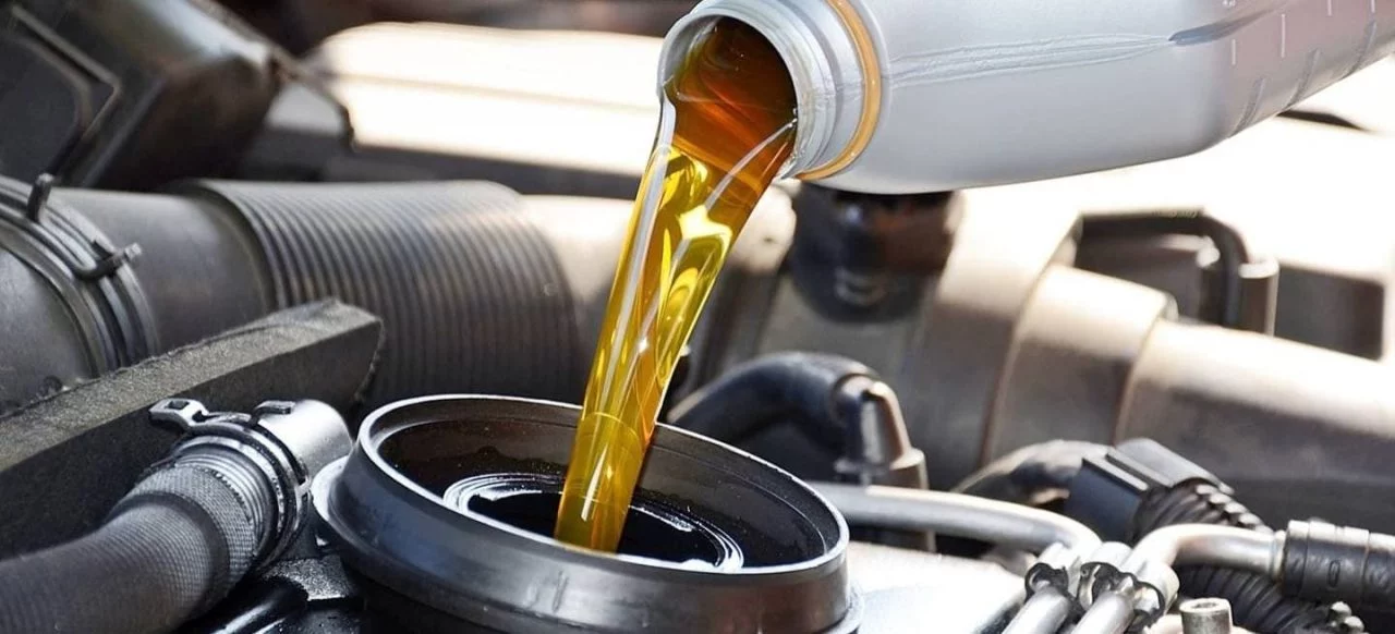 Qué tipo de aceite de motor es el adecuado para tu carro?