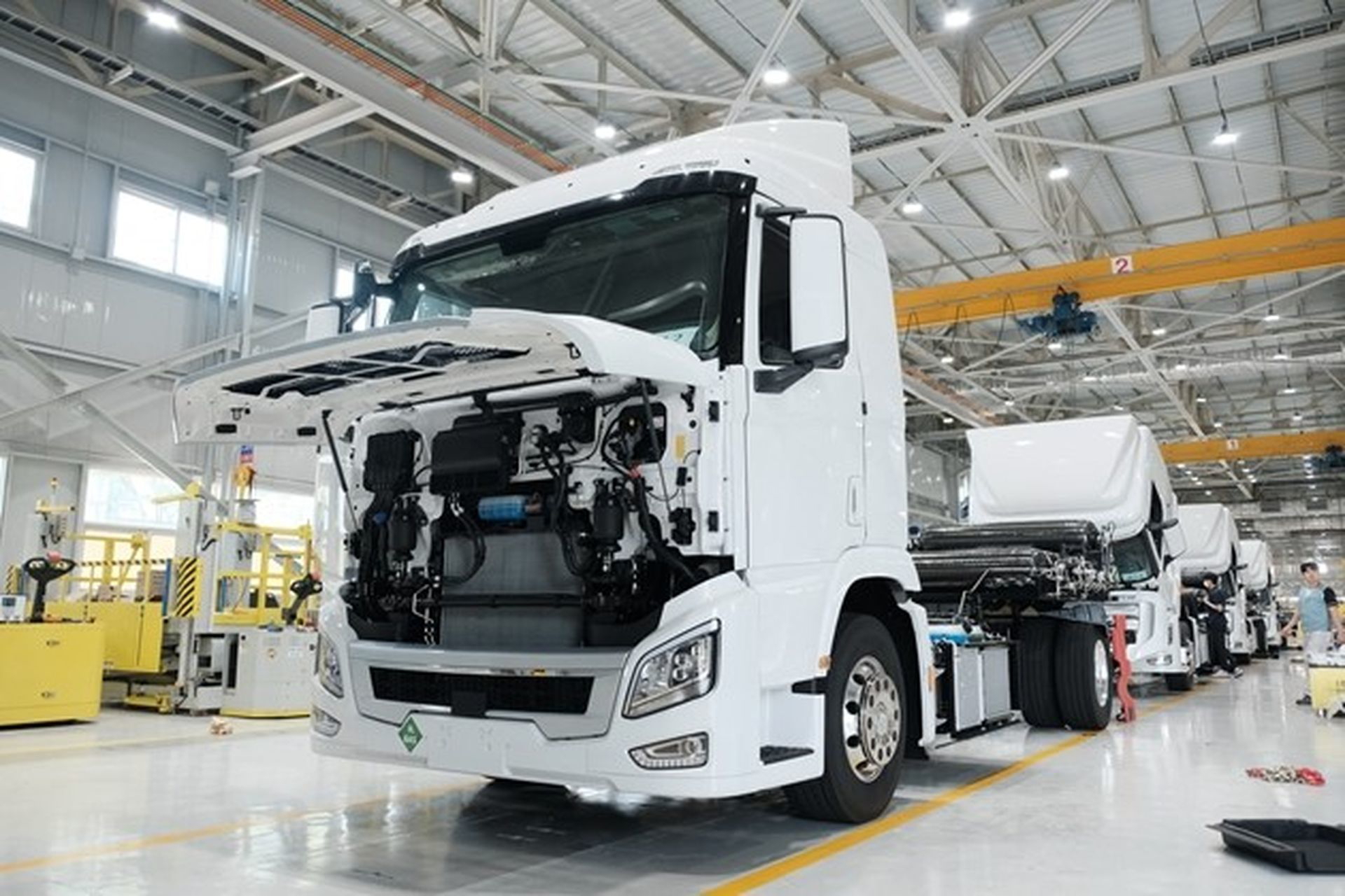 Hyundai Xcient Fuel Cell 17