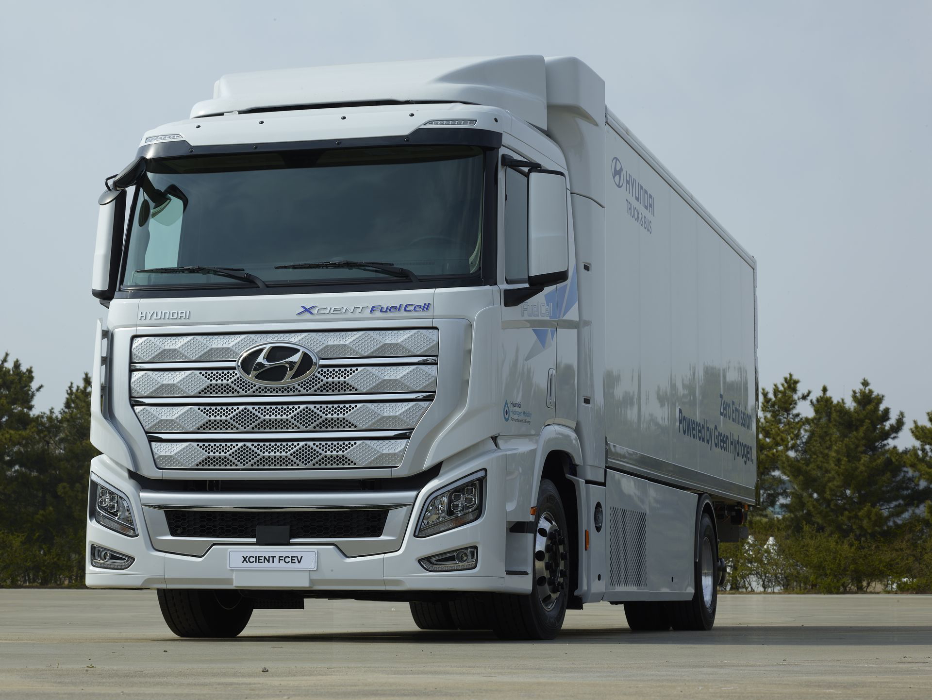 Hyundai Xcient Fuel Cell 6