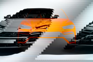 Lamborghini Urus 10000 Unidades Pearl Capsule 12