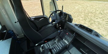 Prueba Mercedes Unimog Interior
