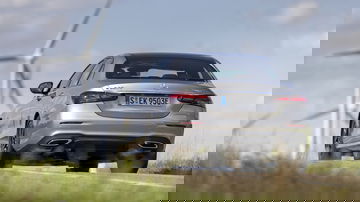 Mercedes Benz E 300 E 4matic Mercedes Benz E 300 E 4matic