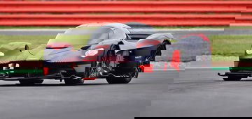Aston Martin Valkyrie 0820 011