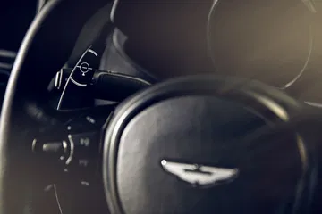 Aston Martin Vantage Dbs 007 0820 025