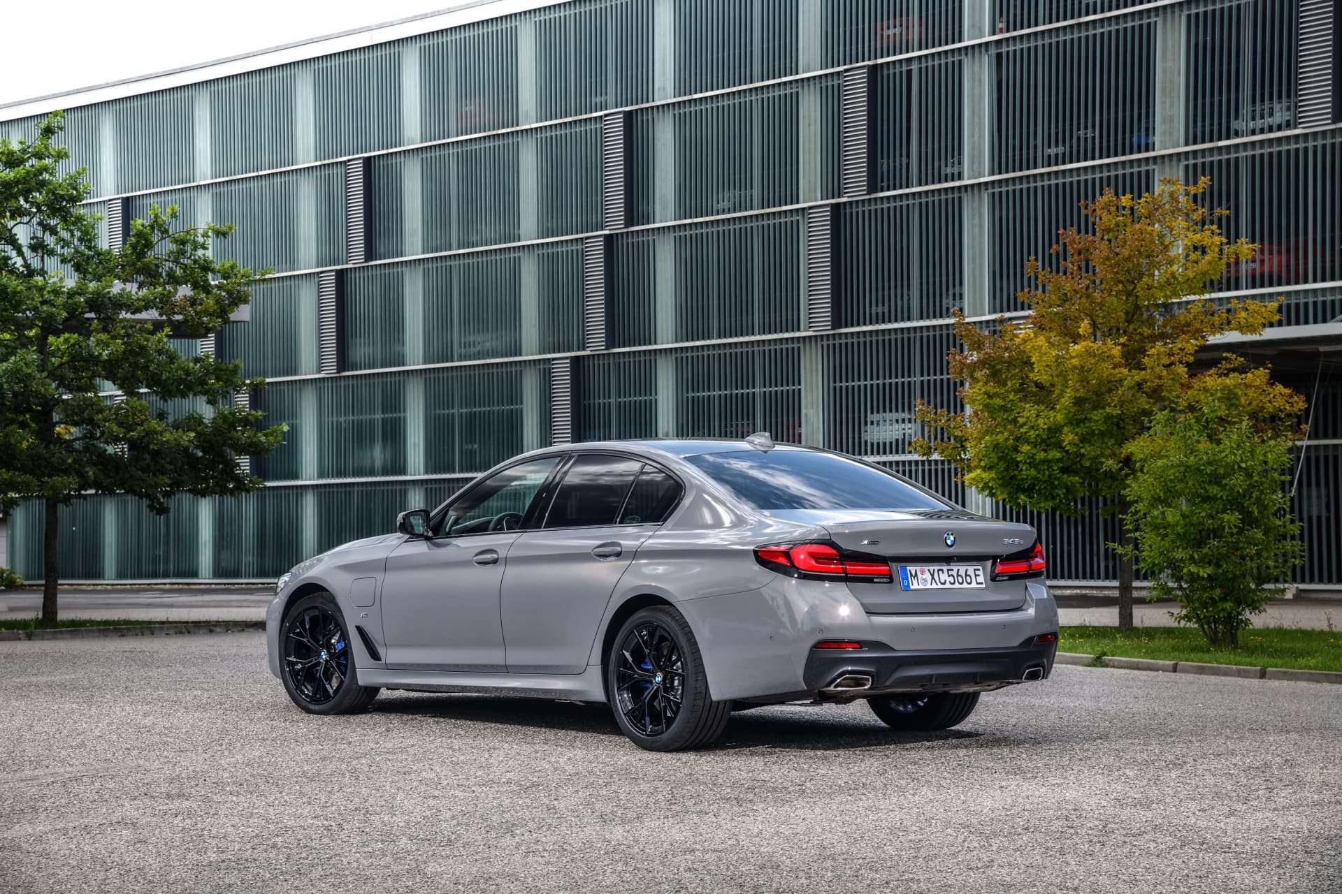 Bmw 545e Xdrive Hibrido Enchufable 2020 03