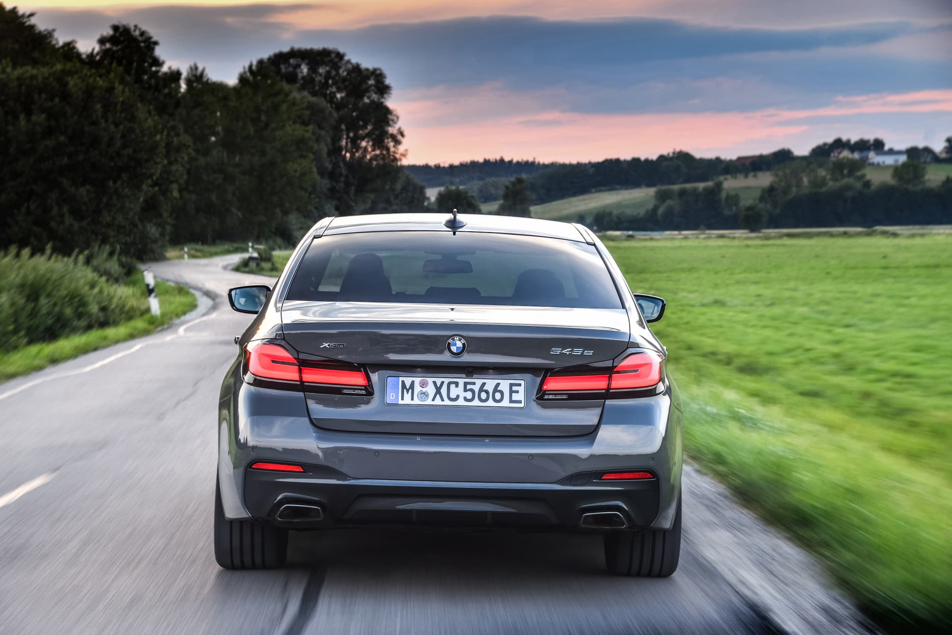 Bmw 545e Xdrive Hibrido Enchufable 2020 11