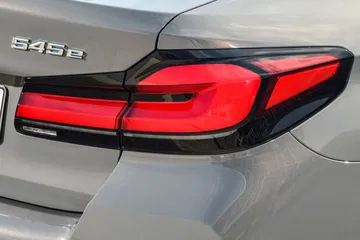 Bmw 545e Xdrive Hibrido Enchufable 2020 14