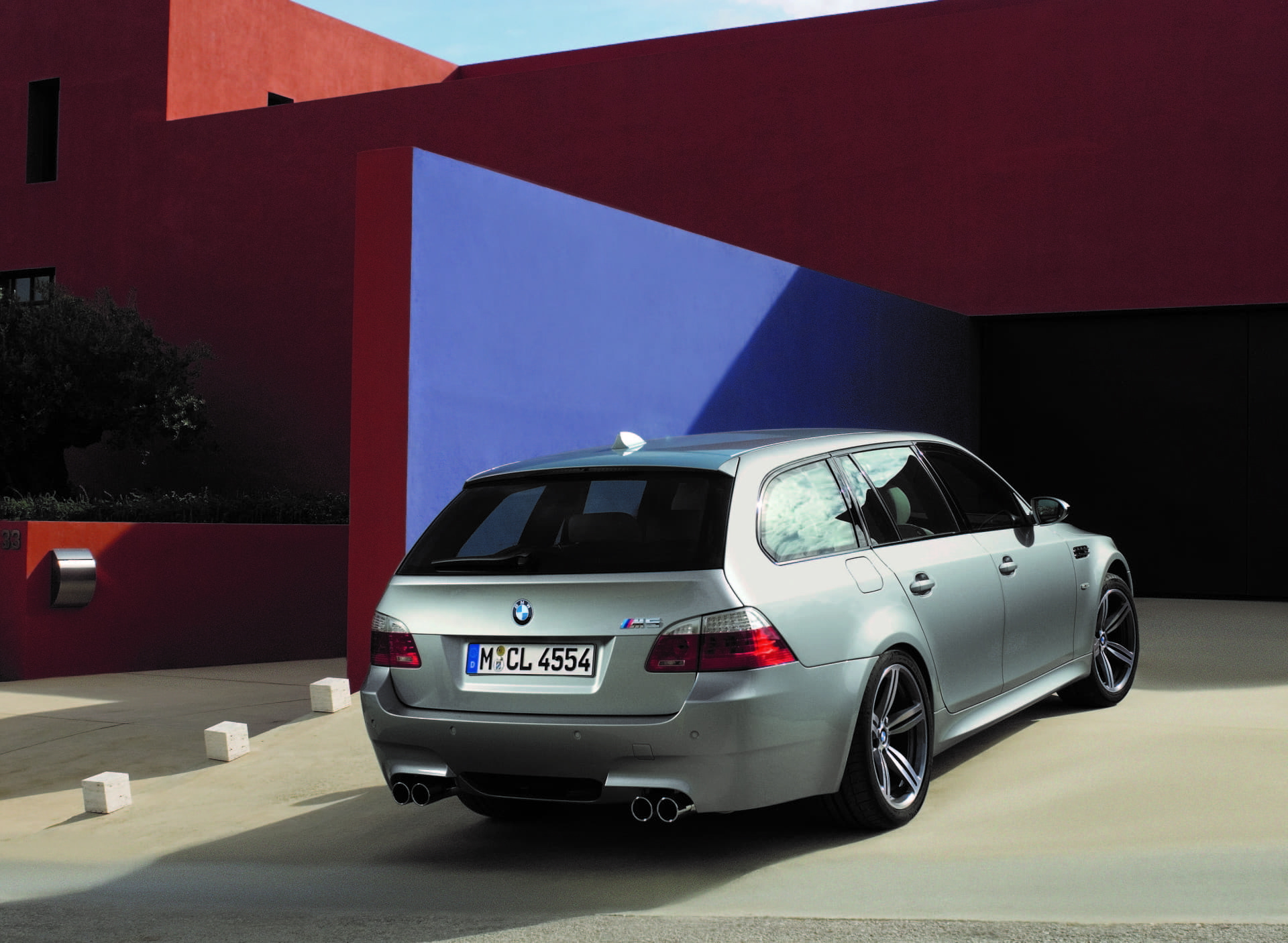 Bmw M5 Touring E34 E61 13
