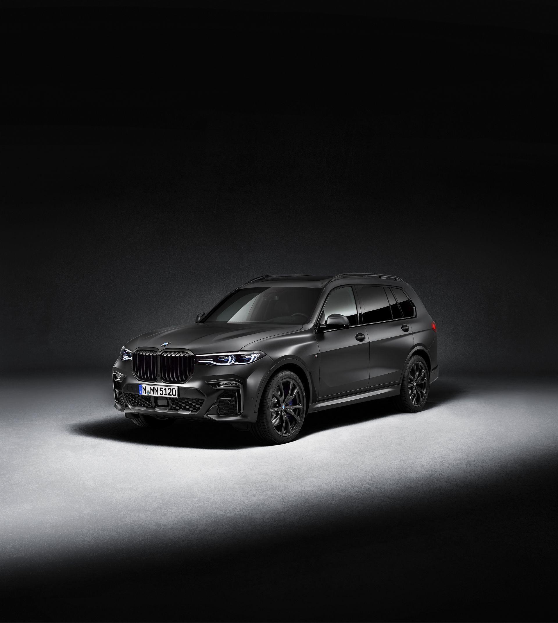 Bmw X7 Dark Shadow Edition 2