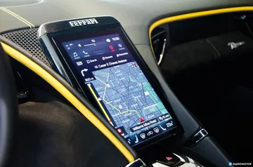 Ferrari Roma Presentacion Cds Dcd 0820 006