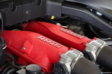 Ferrari Roma Presentacion Cds Dcd 0820 012