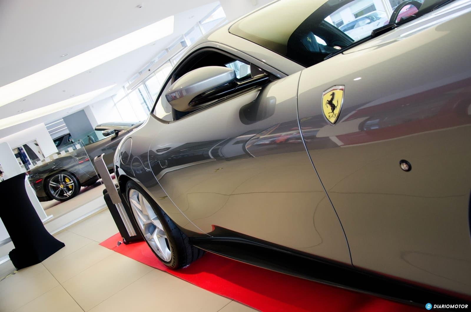 Ferrari Roma Presentacion Cds Dcd 0820 021