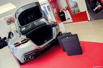 Ferrari Roma Presentacion Cds Dcd 0820 022