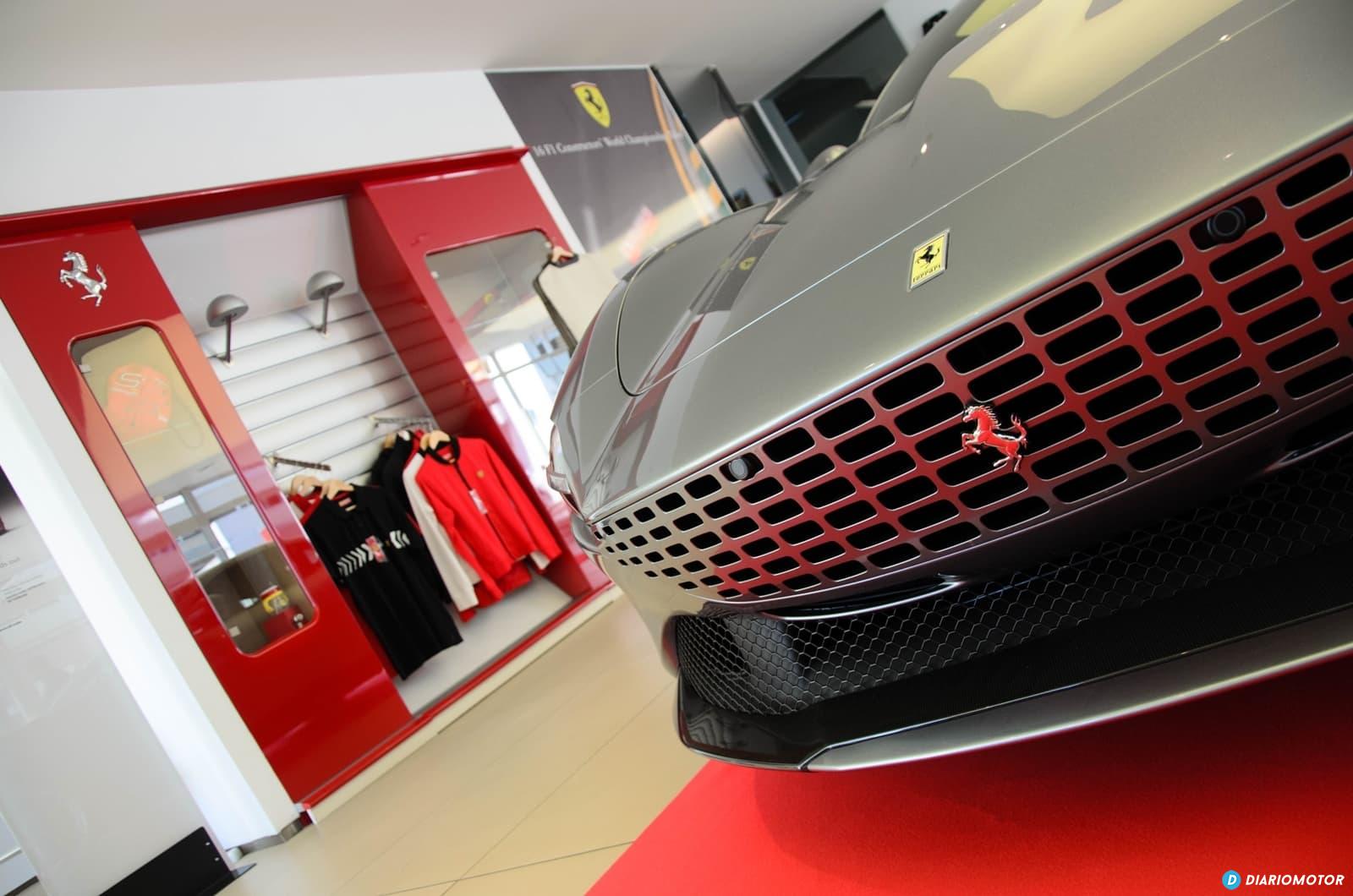 Ferrari Roma Presentacion Cds Dcd 0820 043