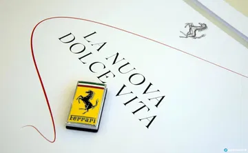 Ferrari Roma Presentacion Cds Dcd 0820 044