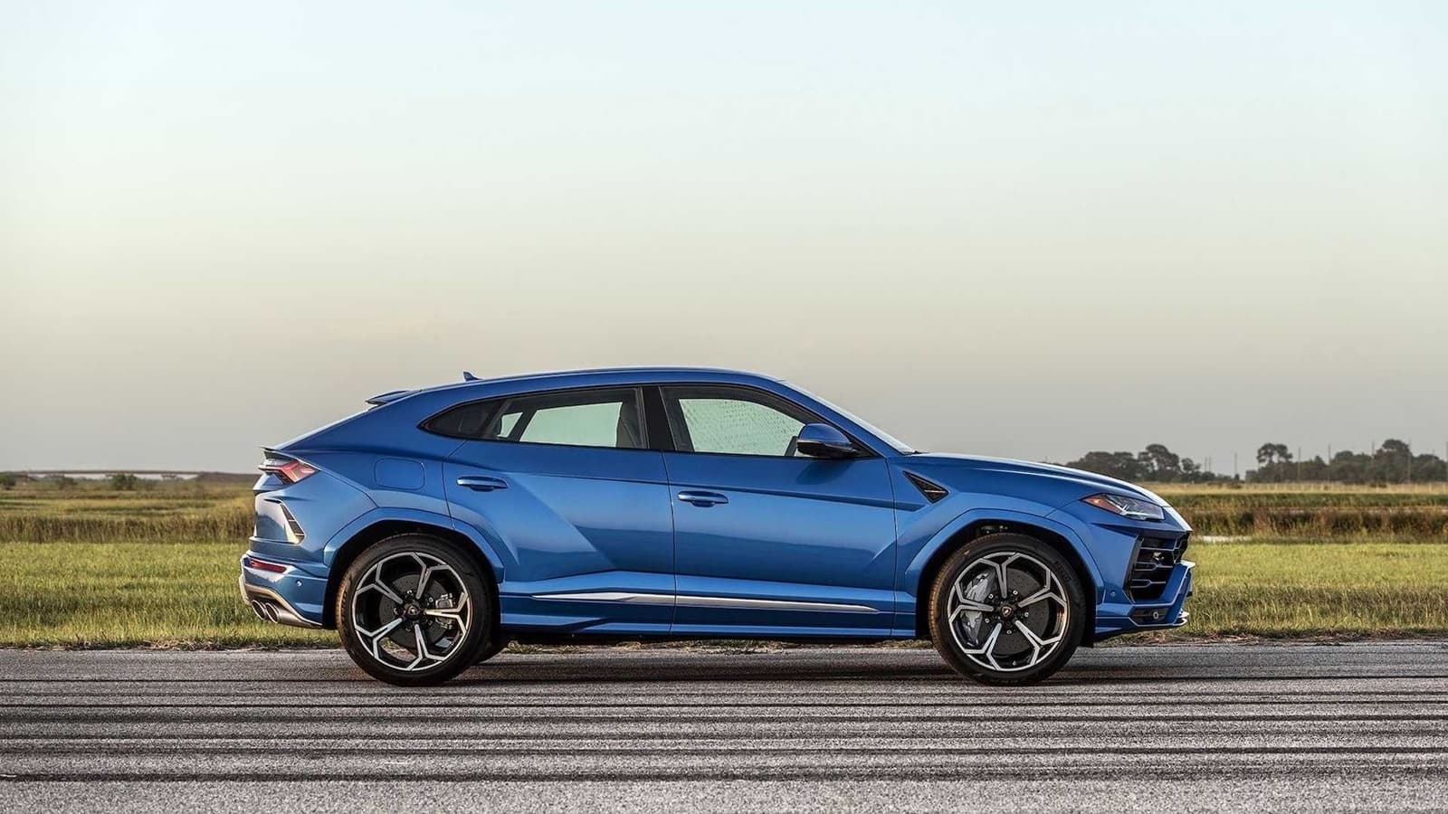 Lamborghini Urus Hennessey Hpe750 0820 018