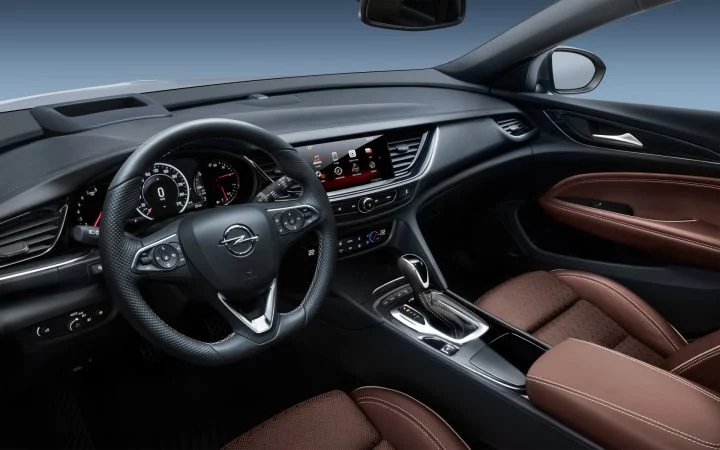 Opel Insignia Oferta Agosto 2020 02