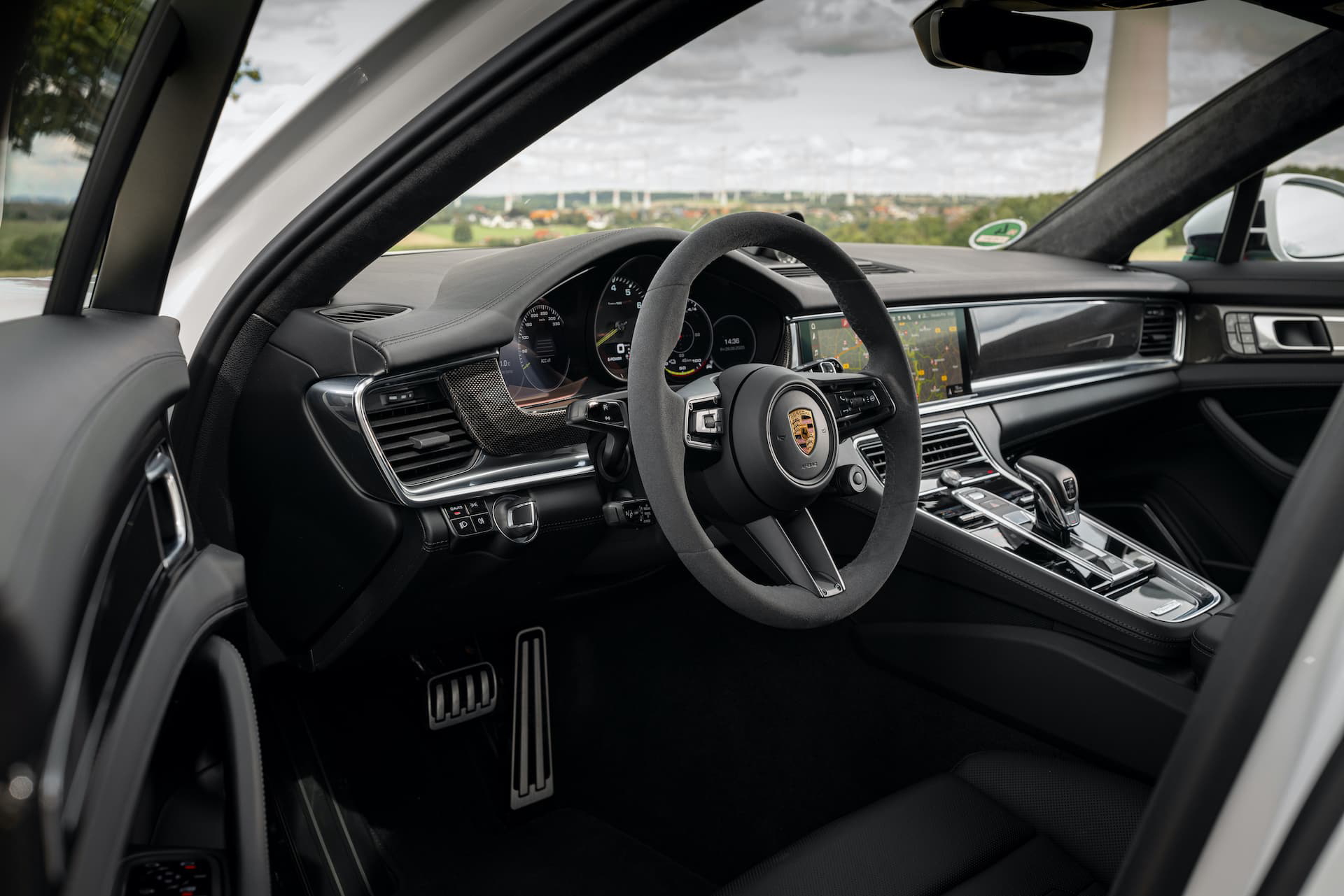 Porsche Panamera 2021 Interior1
