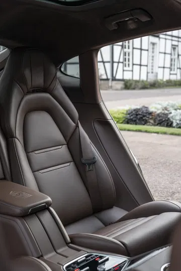 Porsche Panamera 2021 Plazas Traseras1