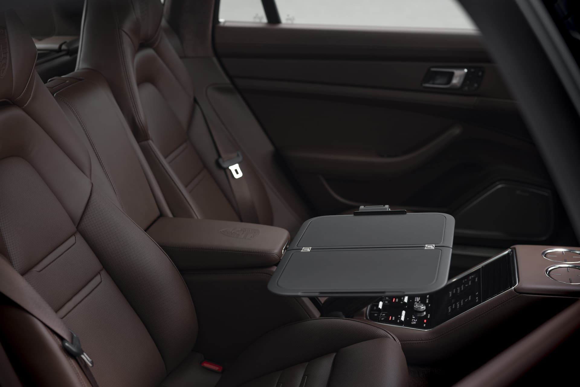 Porsche Panamera 2021 Plazas Traseras8