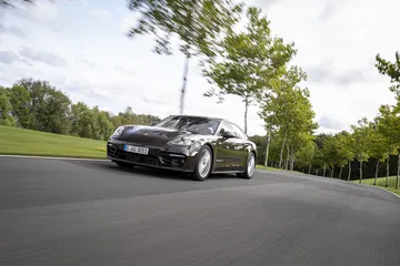 Porsche Panamera 4 2021 34