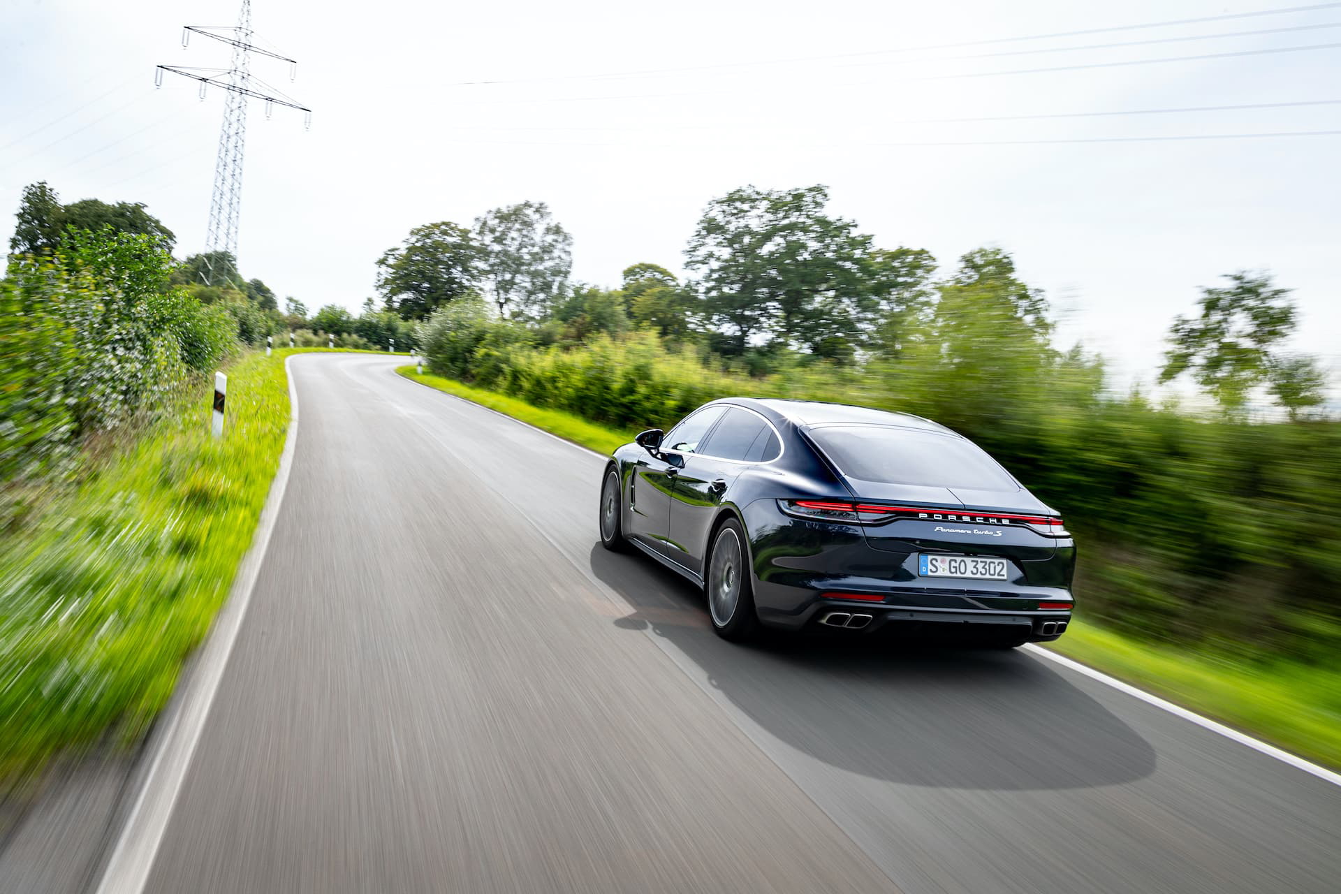 Porsche Panamera 4s 2021 1
