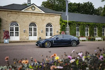 Porsche Panamera 4s 2021 16