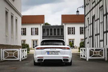 Porsche Panamera 4s E Hybrid Sport Turismo 2021 33